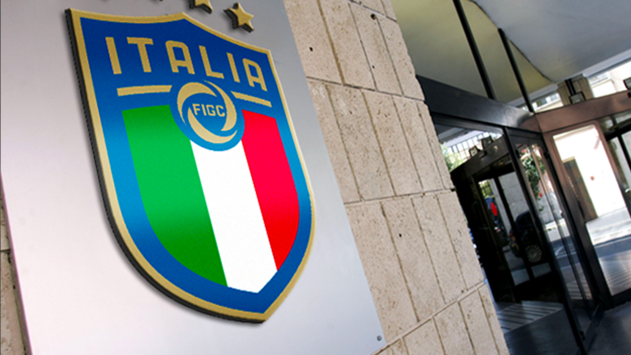 FIGC: approvate le nuove linee guida. 25 calciatori in rosa sui cui calcolare il 35% di positivi