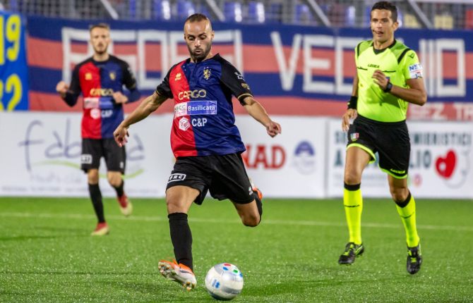 Antonio Isgrò: l’oro di Barcellona