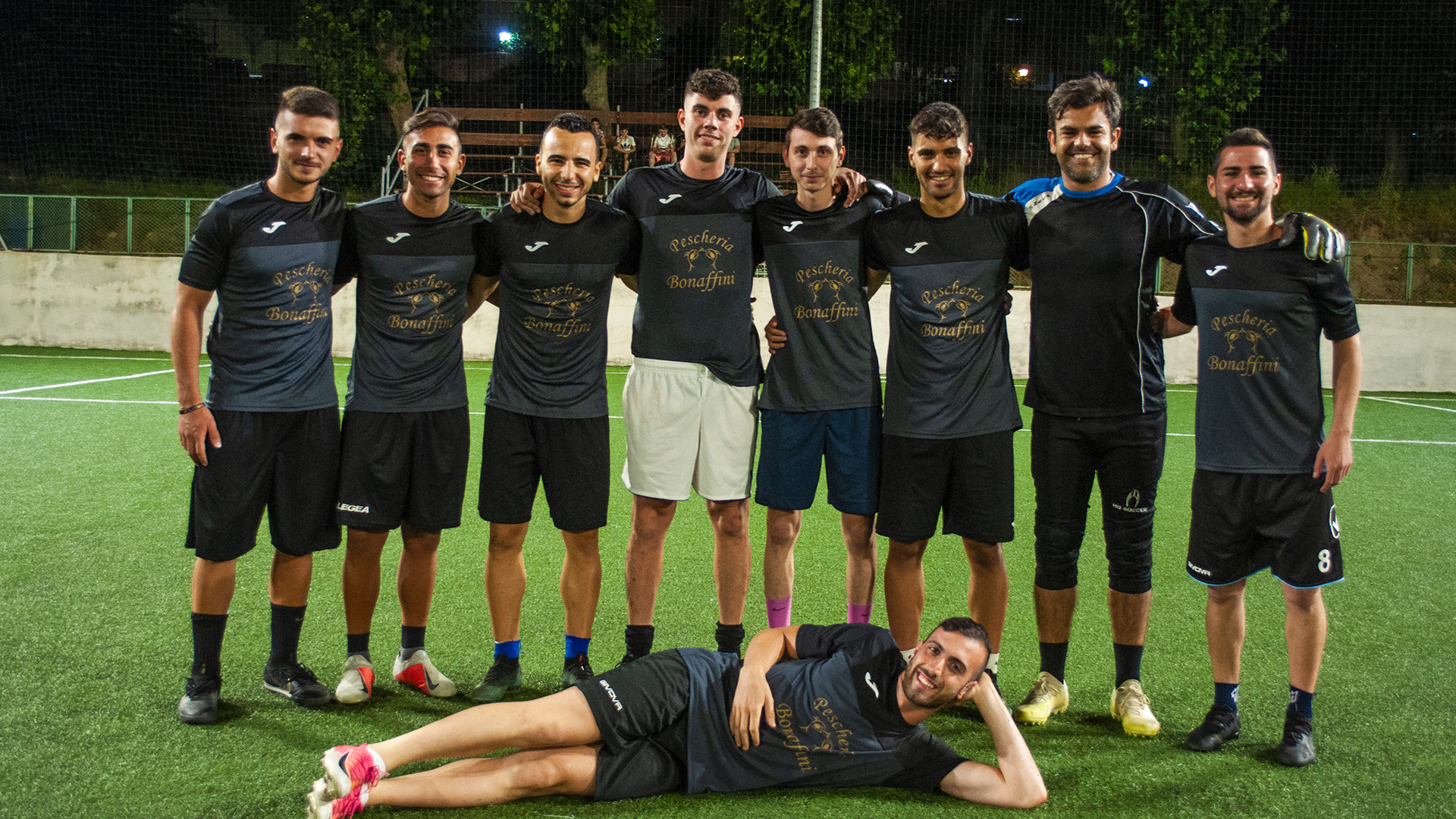 Dal 26 aprile via libera per calcio amatoriale e calcio a 5 in zona gialla: Draghi fissa le date del ritorno allo sport