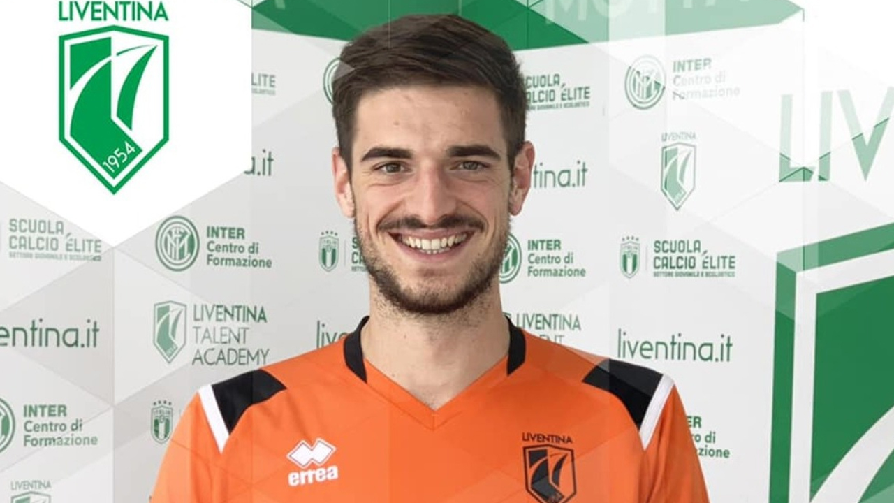 Mattia Serafin “ultimo romantico”: proposta di matrimonio dal rettangolo verde