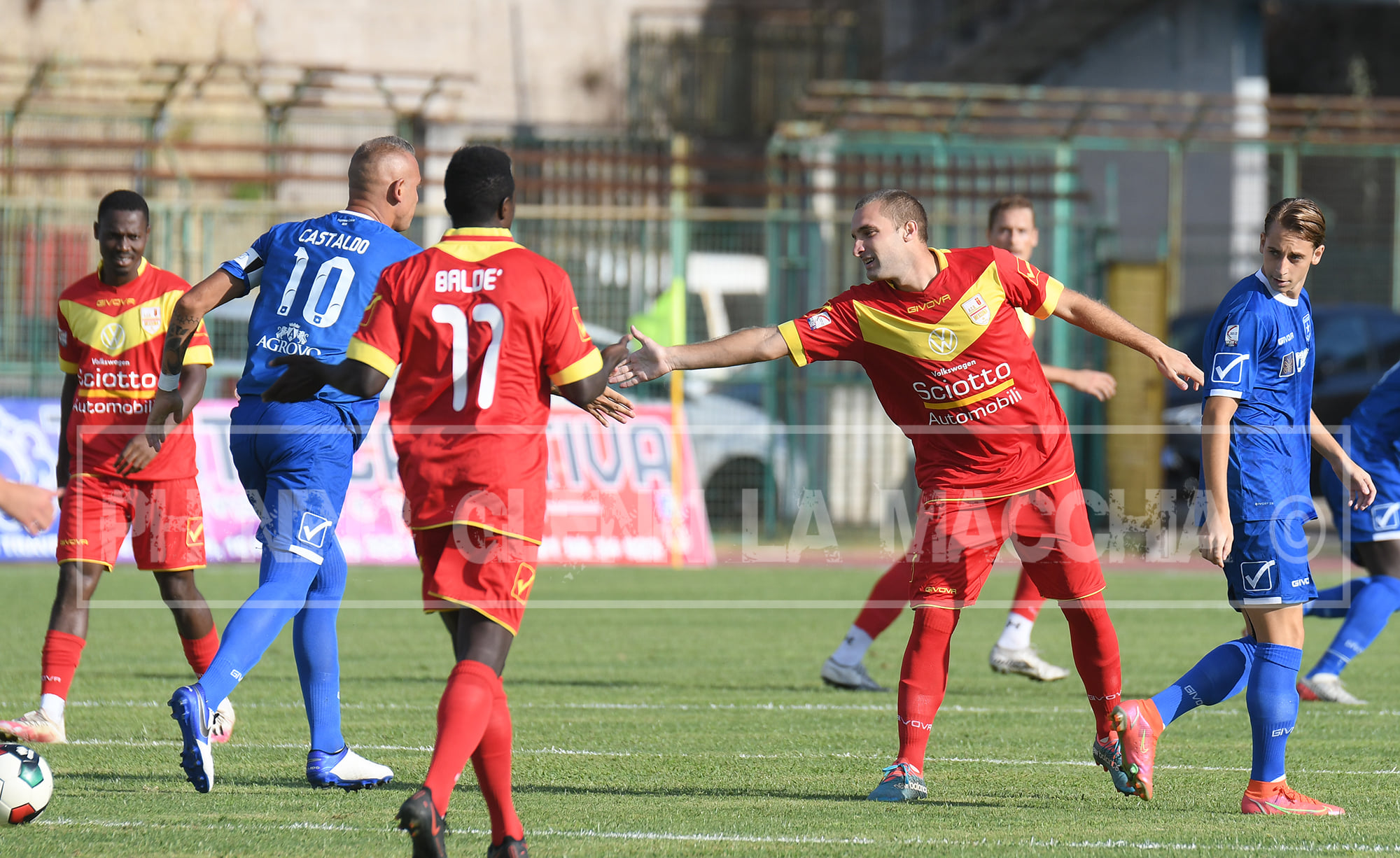 Messina, Damian: “Siamo tutti in discussione. Lucarelli e Zampagna mi hanno consigliato bene”