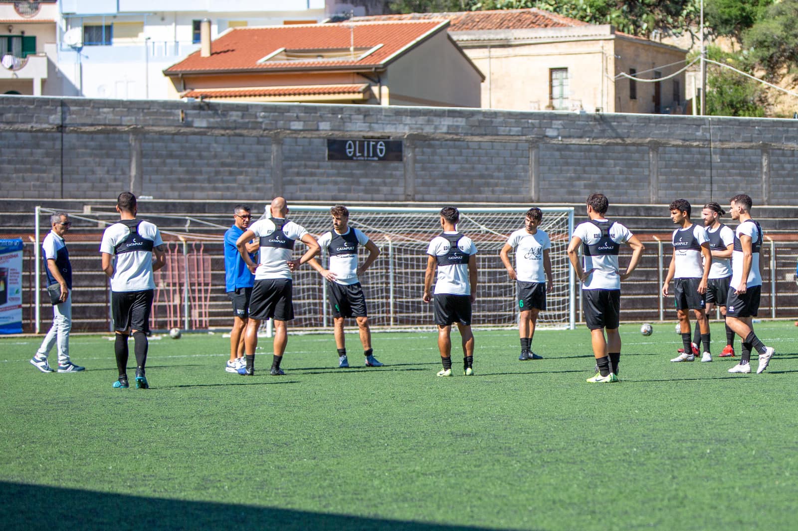 Falsa partenza in Eccellenza, il sistema calcio faccia quadrato