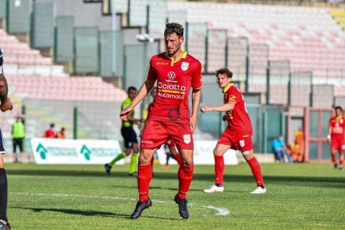 Serie D, Casertana: trovato l’accordo con l’ex Messina Raffaele Vacca