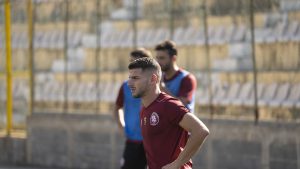 Potrebbe essere un'immagine raffigurante una o più persone, persone che praticano sport e attività all'aperto