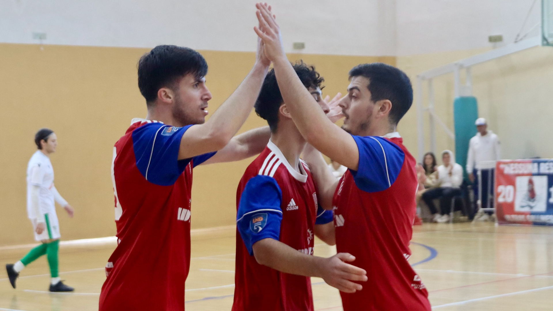Gallinese DL: 2-2 contro la Rhegion nel campionato Futsal, poker al Roccella in Prima Categoria
