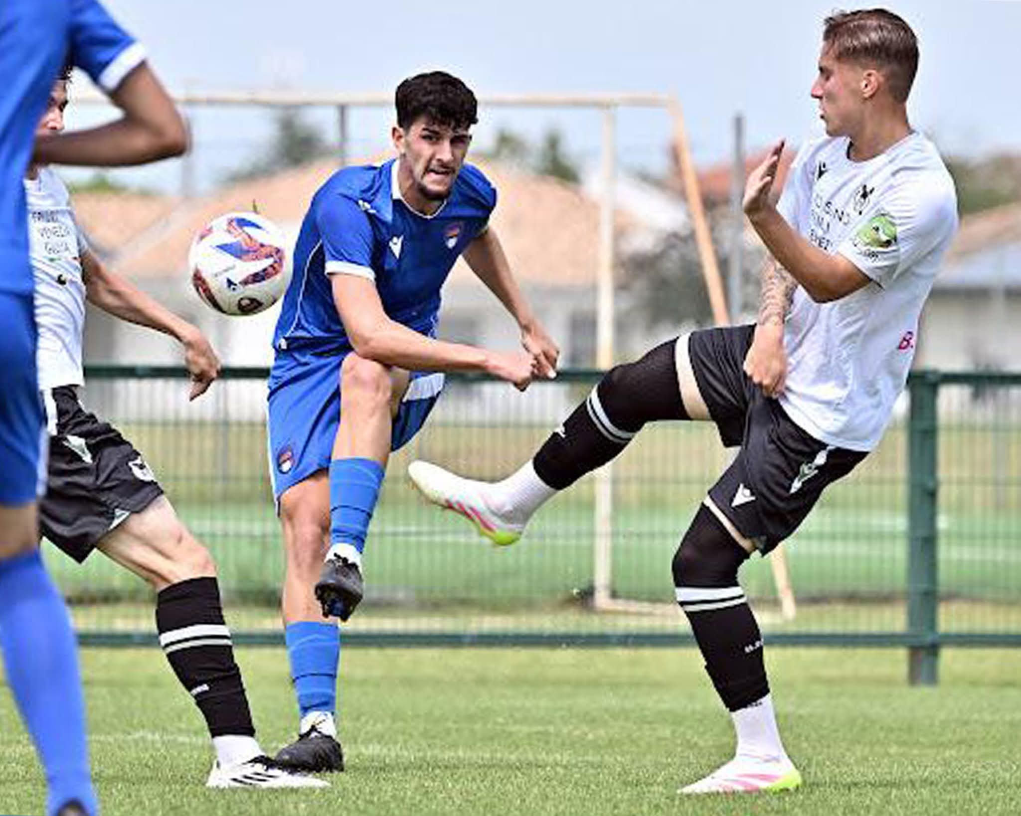 Nebros, rinforzo nel reparto arretrato: ufficiale l’arrivo di Kevin Di Maggio