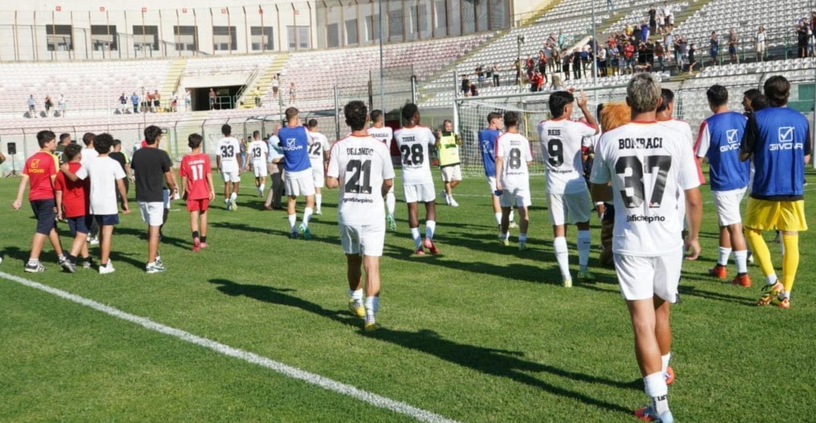 Tutto pronto per la settima giornata: derby Messina-Reggina e sfide avvincenti nel Girone I di Serie D.