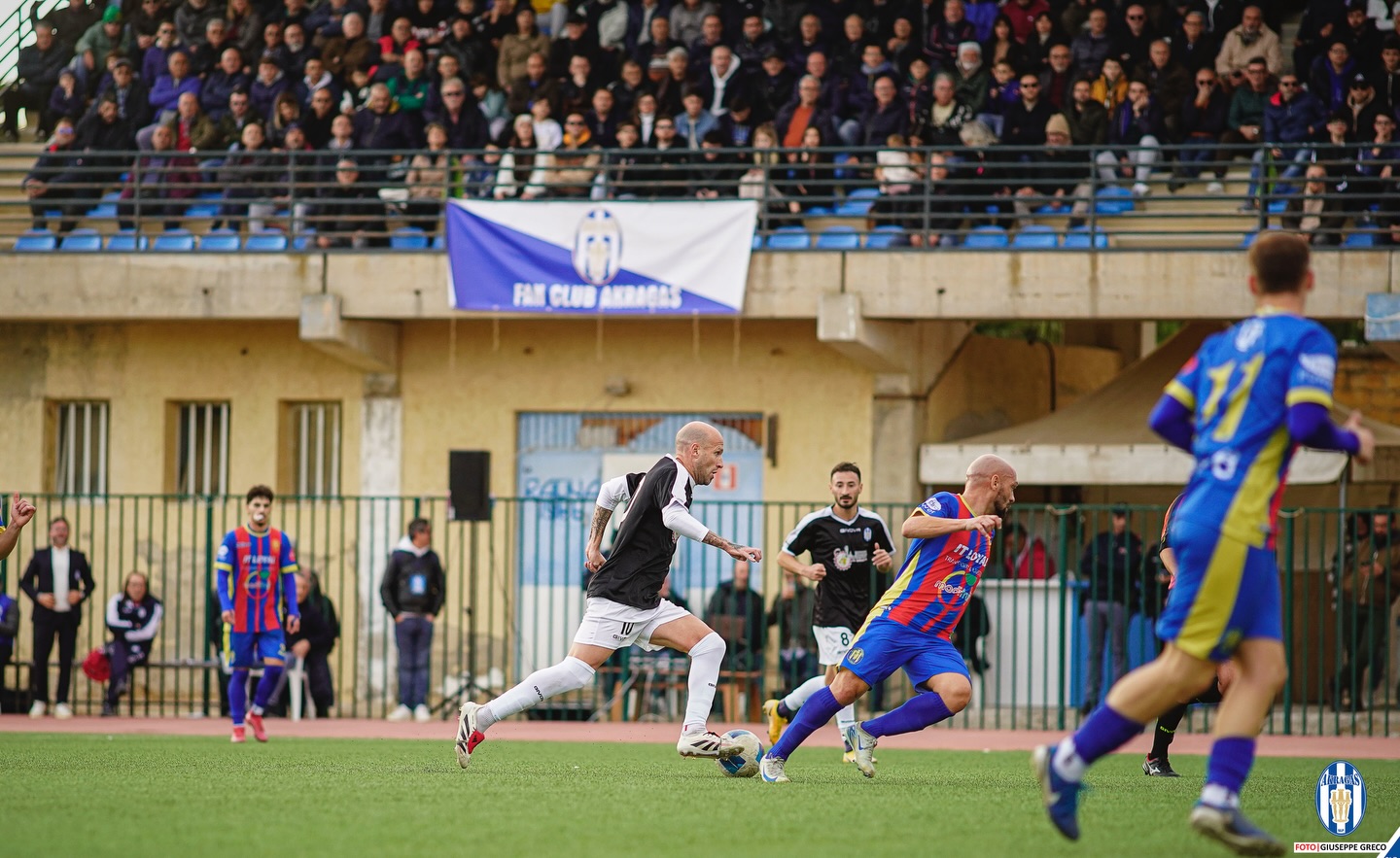 Akragas – Gymnica Scordia 1-1: biancazzurri dominanti ma spreconi, al Comunale arriva un altro pari